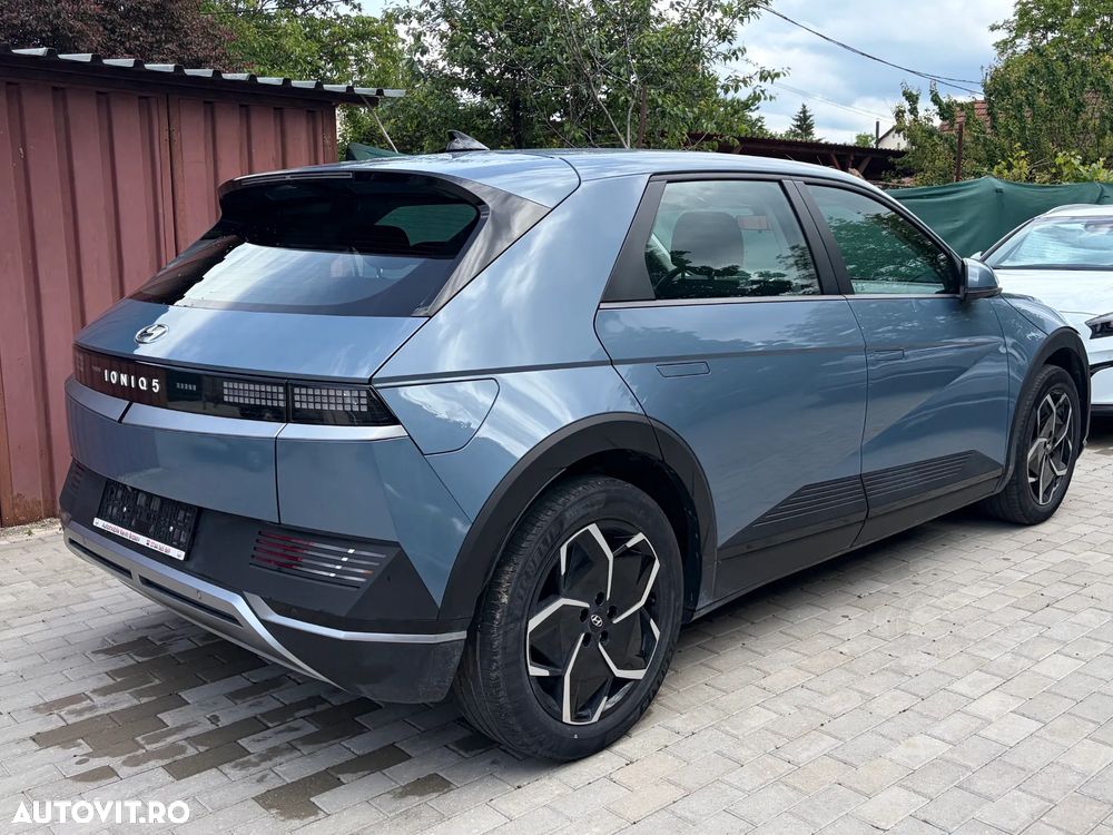 Hyundai IONIQ - 25