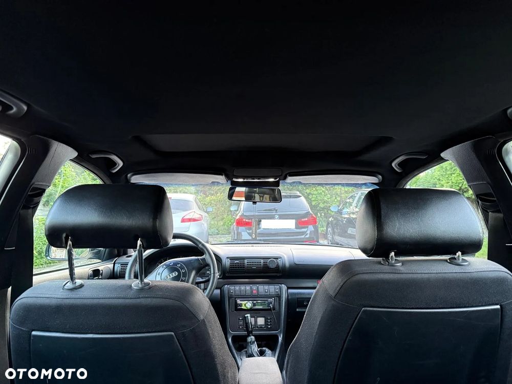 Audi A4 Avant 2.6 - 10