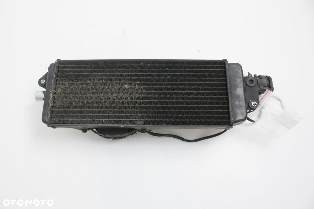 CHŁODNICA Z WENTYLATOREM Suzuki VX 800 - 1