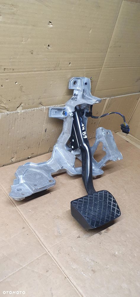 Pedał hamulca automat Audi A4 B9 8W1723140 8W1723117 - 2