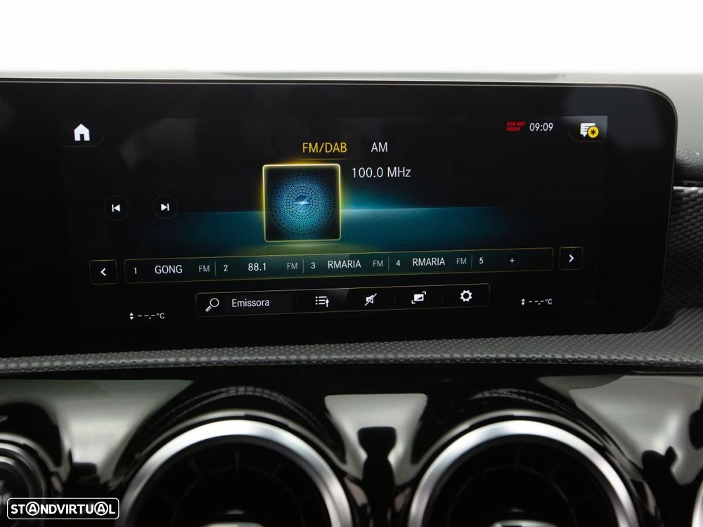 Mercedes-Benz A 180 - 25