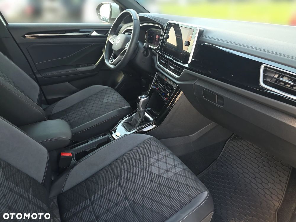 Volkswagen T-Roc 1.5 TSI R-Line DSG - 15