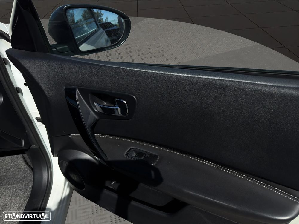 Nissan Qashqai 1.6 dCi Tekna Premium 18 360 S&S - 16