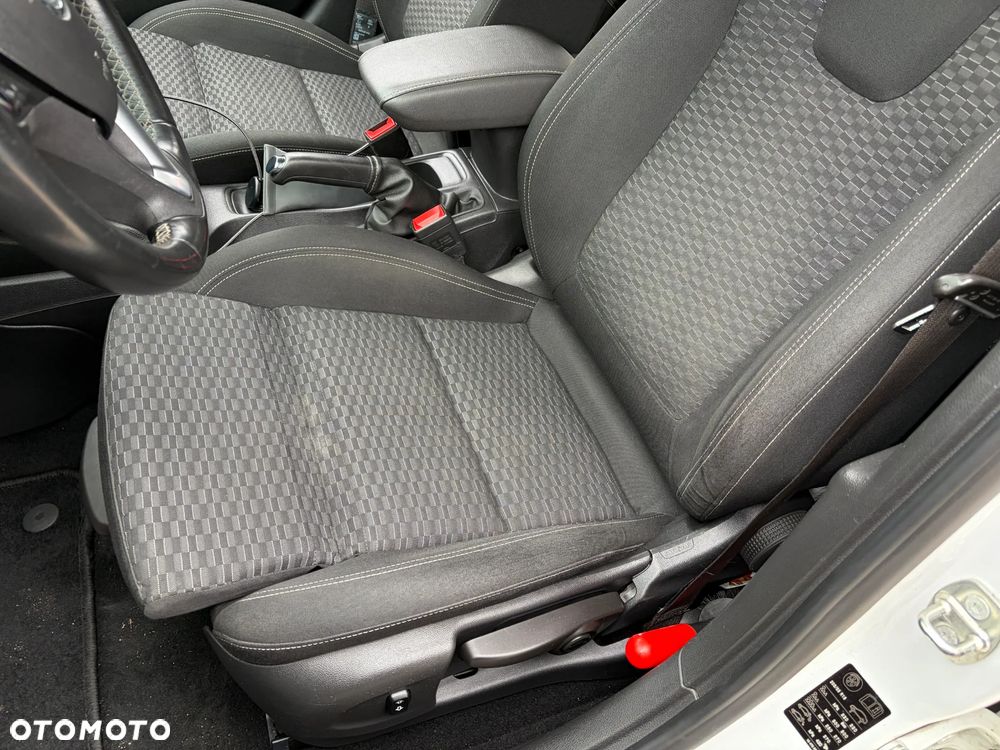 Opel Astra 1.0 Turbo Start/Stop 120 Jahre - 8