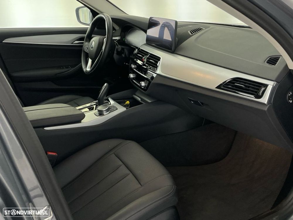 BMW 530 e — fotografia 25