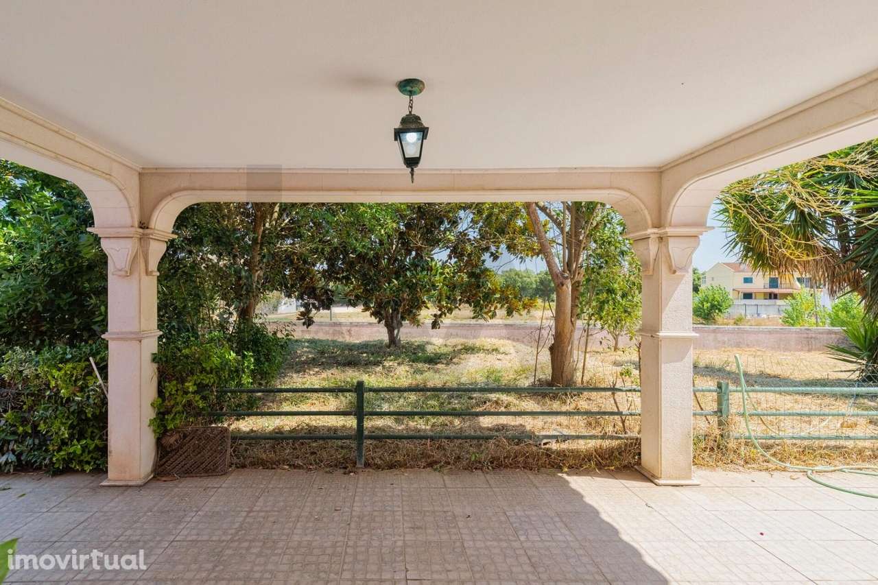 Monte Elvira – 2 Moradias, 7 Arrendadas e 2 Hectares de Oportunidade e - Grande imagem: 2/53