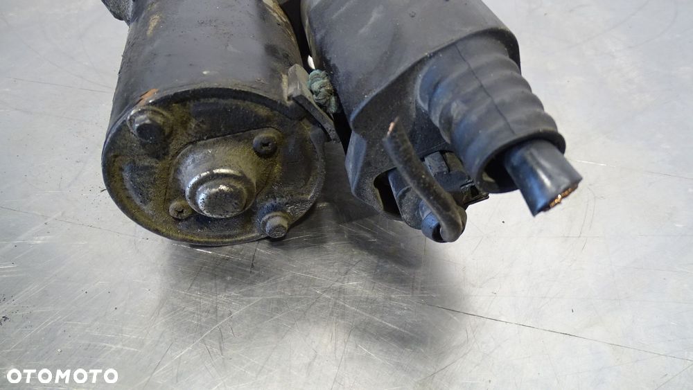 ROZRUSZNIK VOLKSWAGEN GOLF V 1.6 - 4