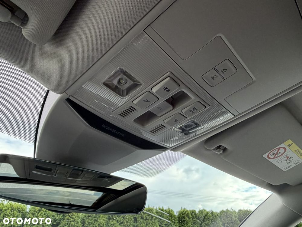 Volkswagen Passat 1.5 TSI EVO Elegance DSG - 35