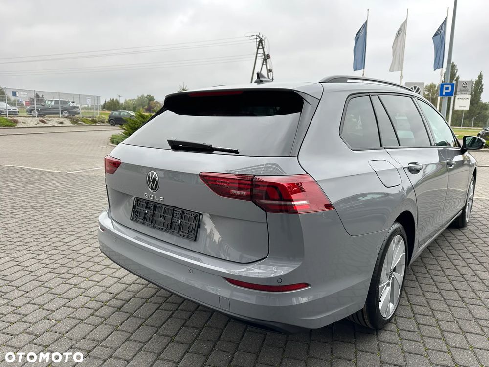 Volkswagen Golf VIII 2.0 TDI Life Plus DSG - 9