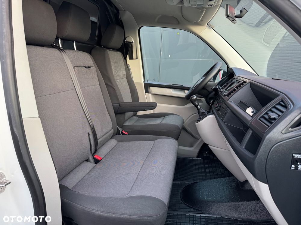 Volkswagen TRANSPORTER T6 - 7
