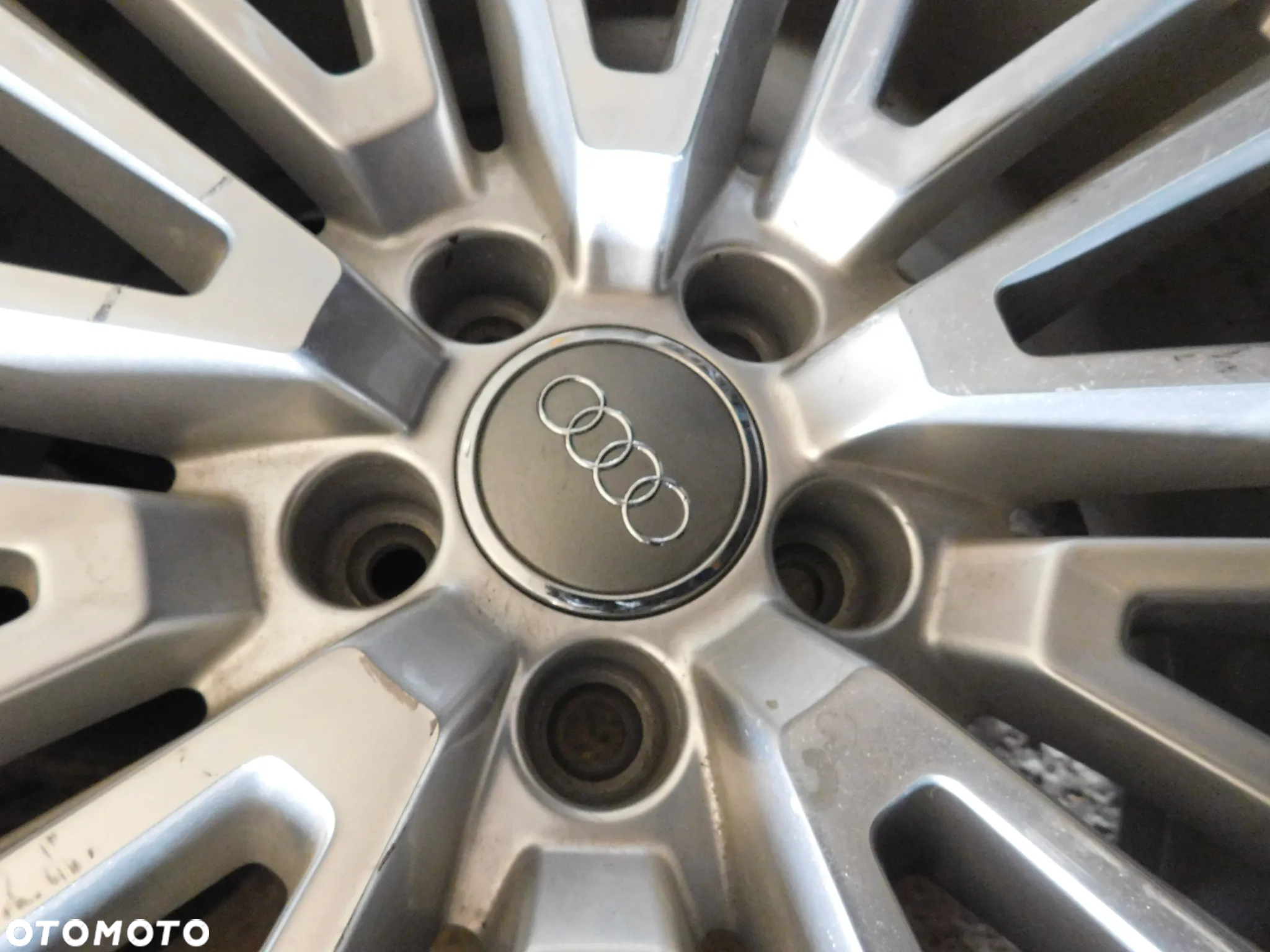 felga alu aluminiowa AUDI A8 D4 4H0 BBS 9Jx21 - 14