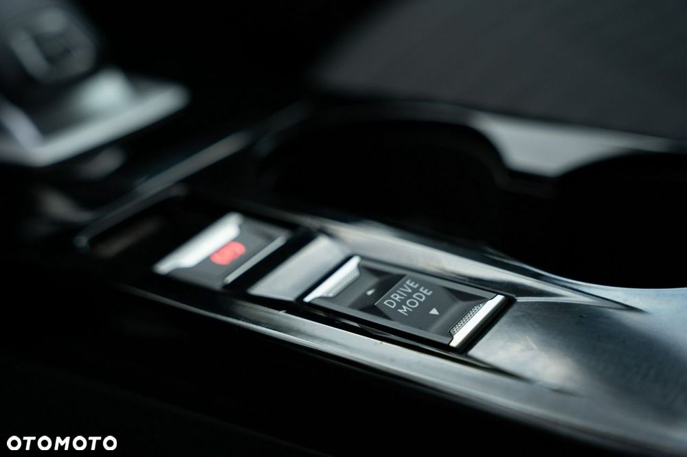 Peugeot 2008 - 18
