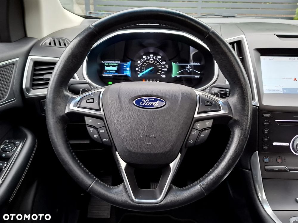 Ford Edge - 21