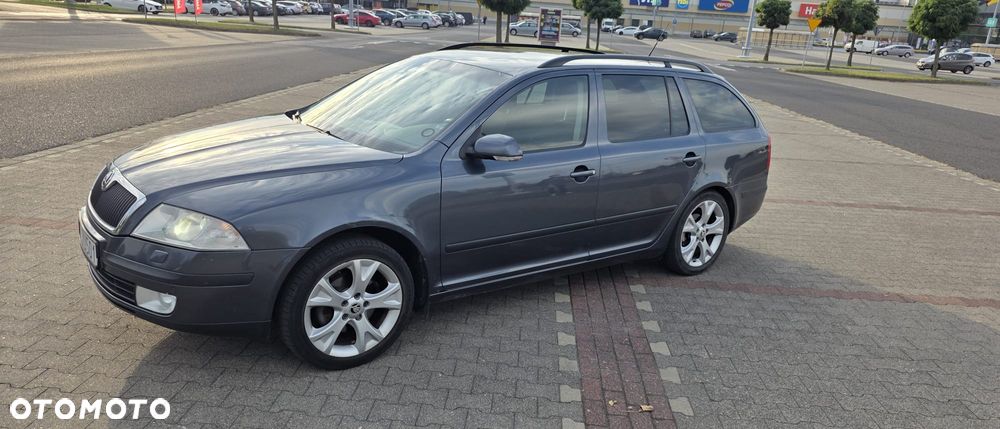 Skoda Octavia 1.8 T FSI Elegance - 12