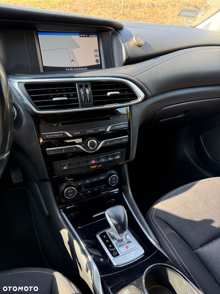 Infiniti Q30 1.5d Business 7DCT - 12