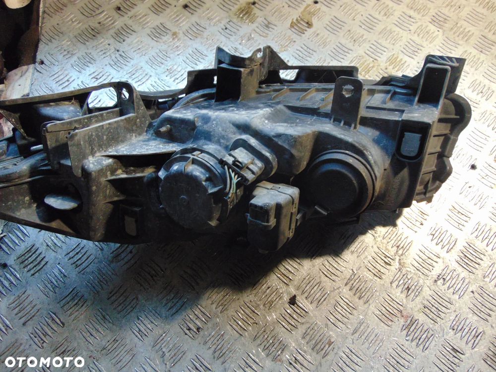 Lampa renault megane 2 przód cena sztuka R/L - 9