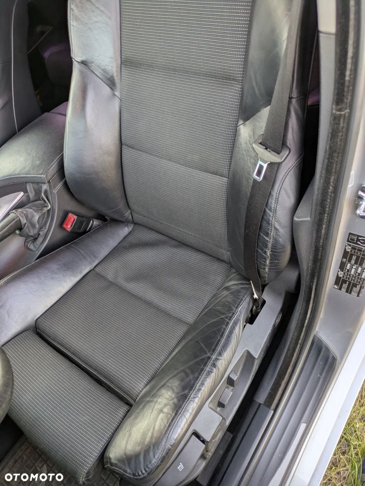 BMW Seria 5 525i - 10
