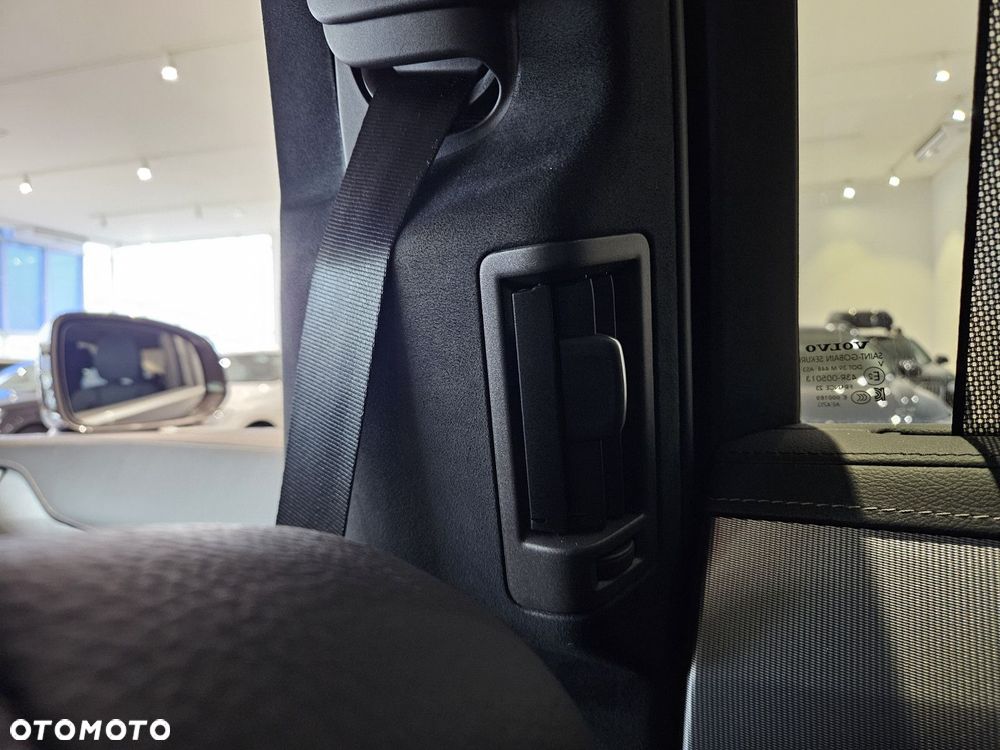 Volvo XC 90 - 37