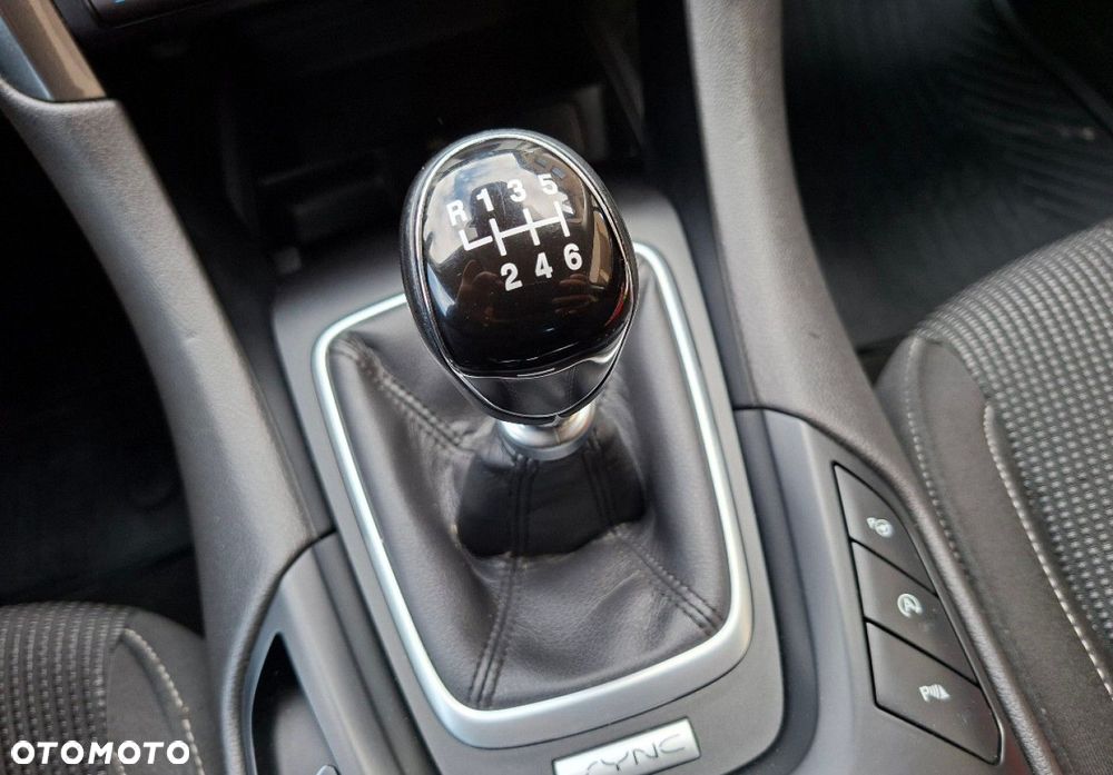 Ford Mondeo - 33