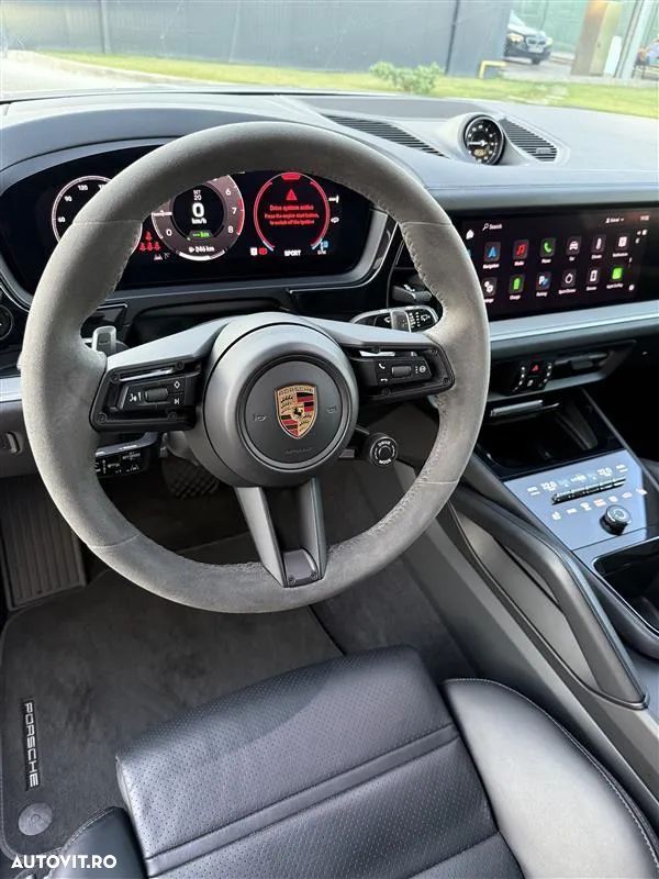 Porsche Cayenne E-Hybrid - 11