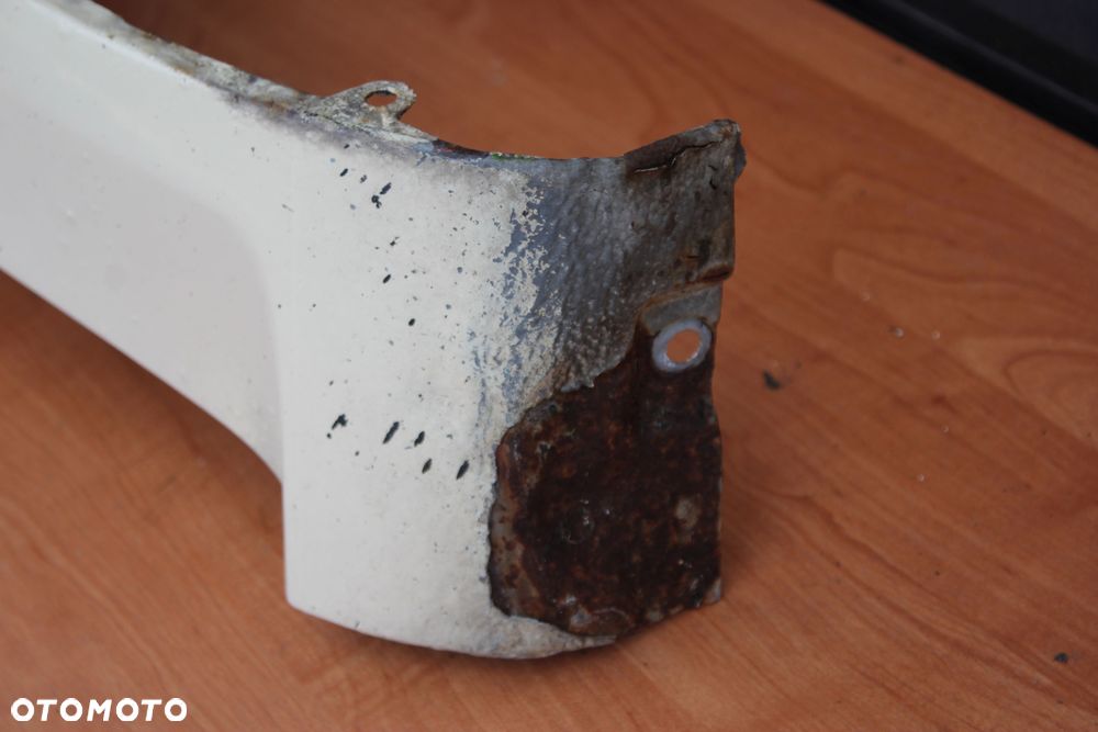 BŁOTNIK PRAWY PRZEDNI OPEL ZAFIRA B Y611 - 12