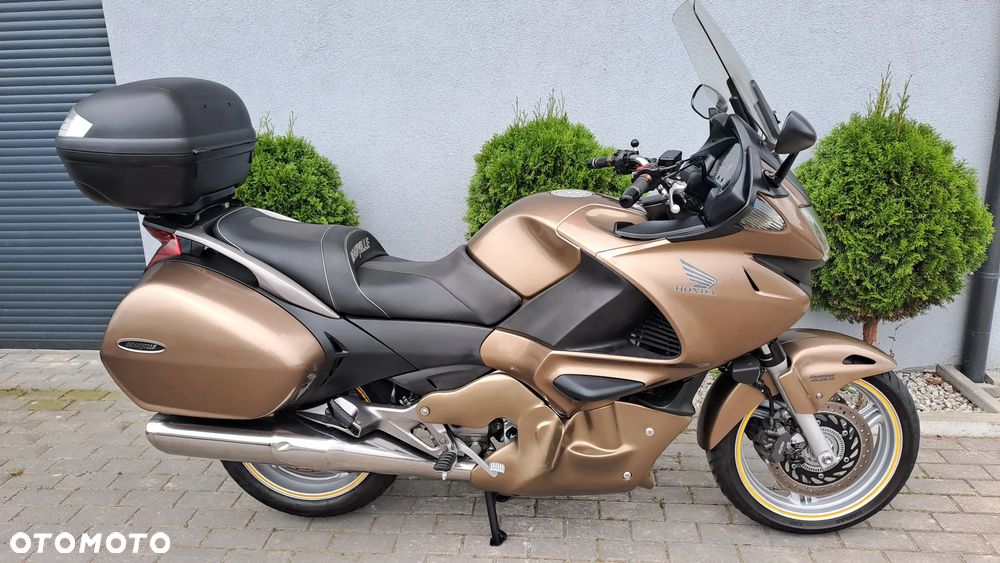Honda NTV
