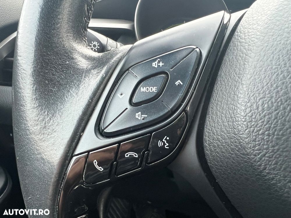 Toyota C-HR - 17