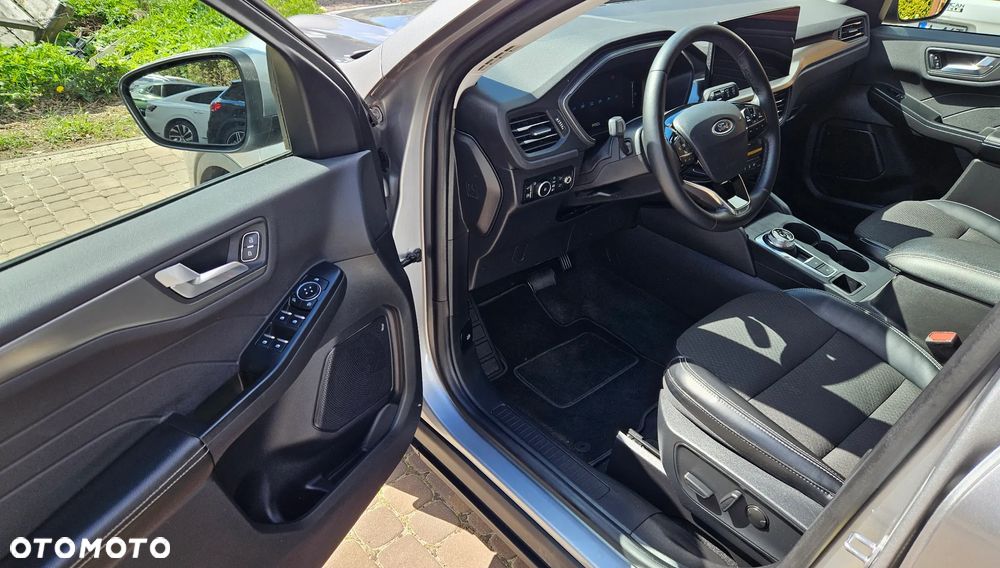 Ford Kuga - 22