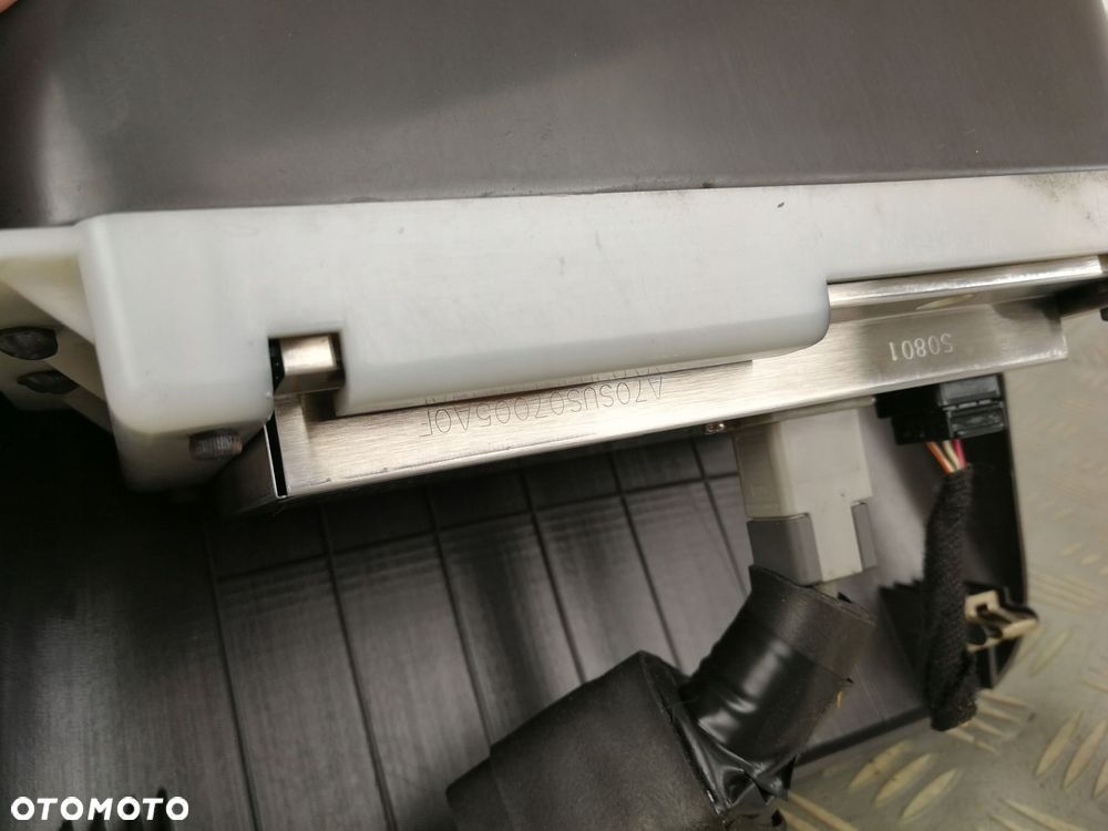 05064339AD wyświetlacz ekran radia nawigacji daszek obudowa DODGE JOURNEY - 6