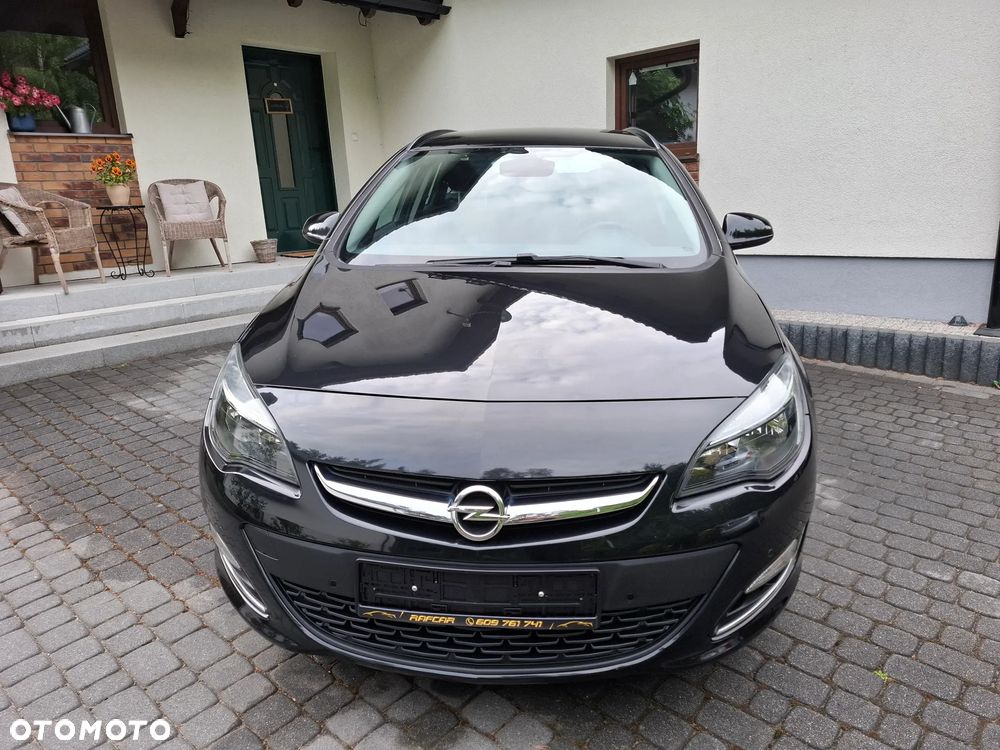 Opel Astra 1.4 Turbo Exklusiv - 2