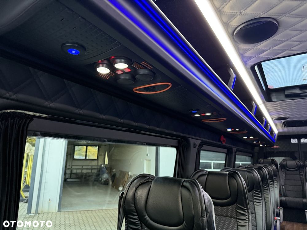Mercedes-Benz Sprinter 517 Tourist Line - 16