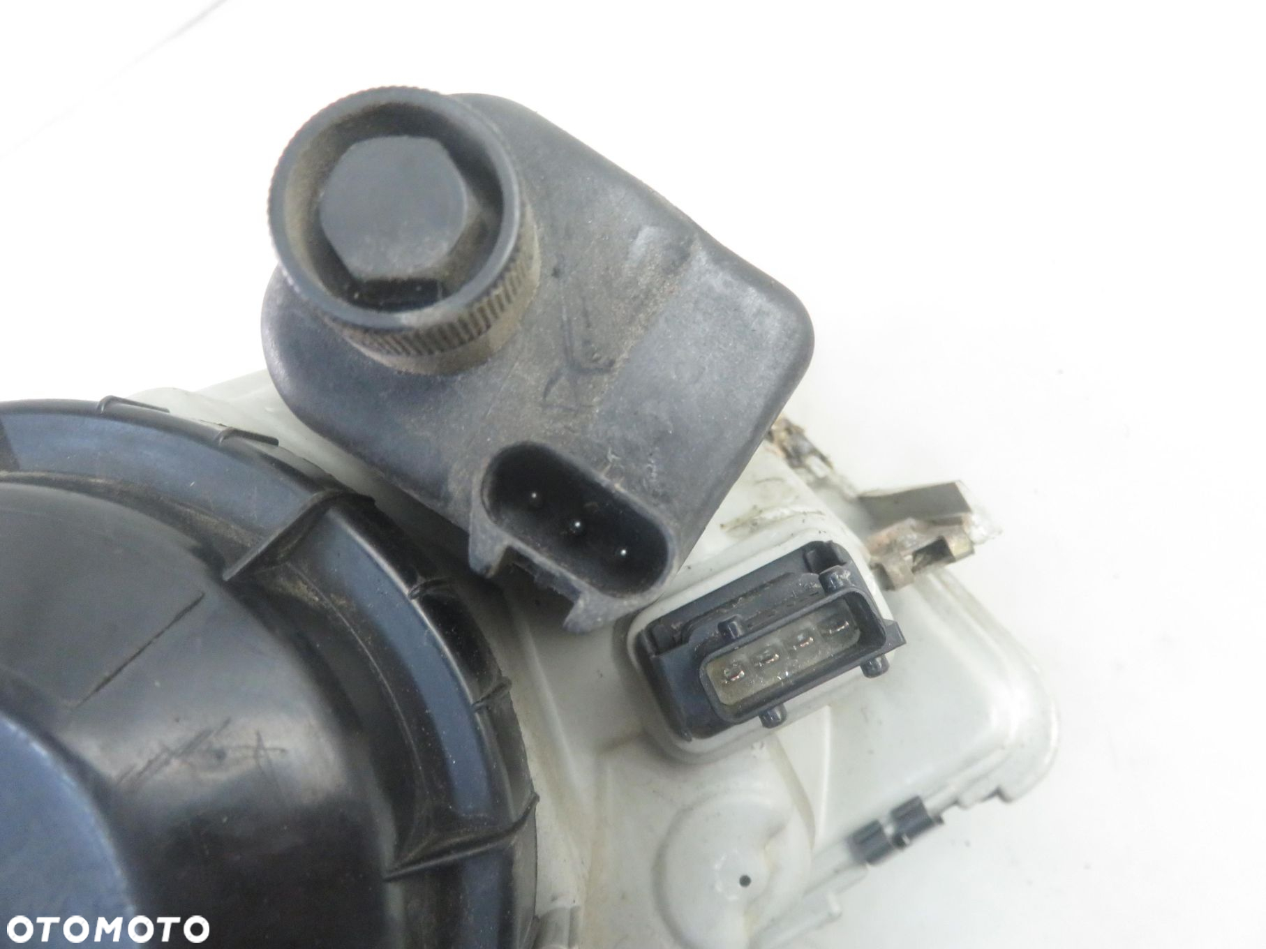 LAMPA LEWA PRZEDNIA SAAB 9-3 I - 4