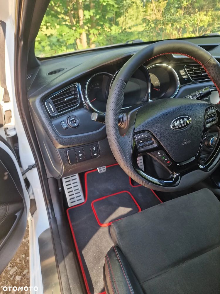 Kia ProCeed 1.6 T-GDI GT L - 19