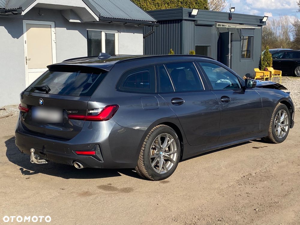 BMW Seria 3 318d MHEV Sport Line - 11
