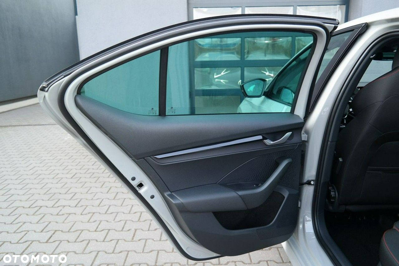 Skoda Octavia - 25