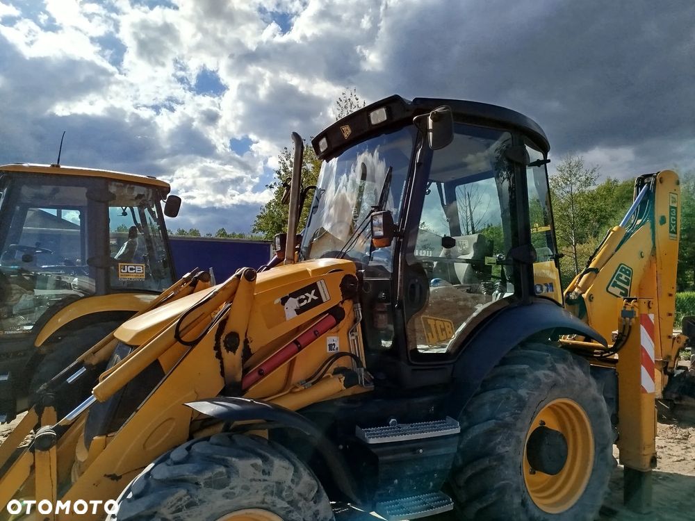 JCB 3CX - 1