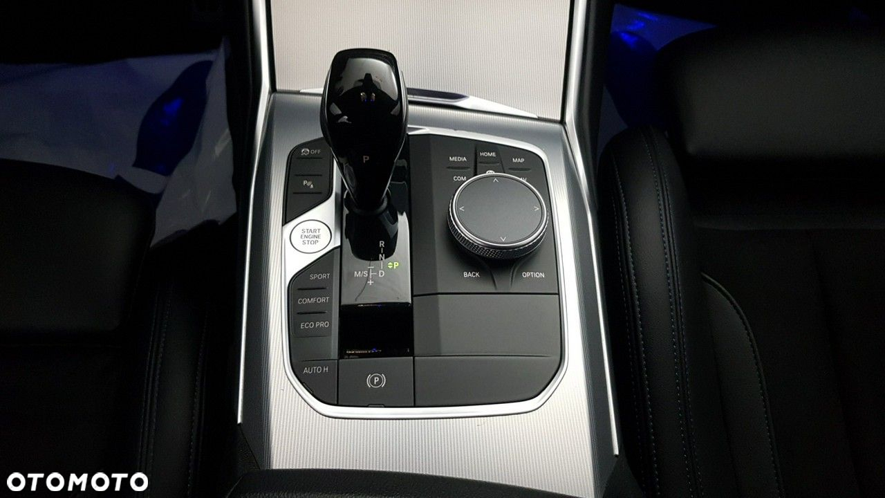 BMW Seria 3 - 30