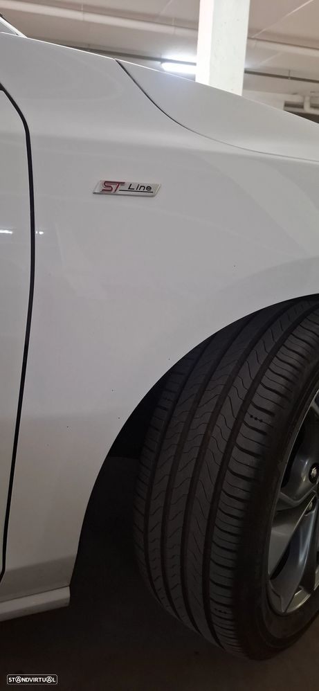 Ford Focus 1.5 TDCi ECOBlue ST-Line - 5