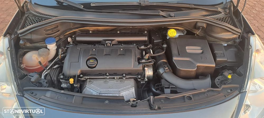 Peugeot 207 1.4 16V Active - 39