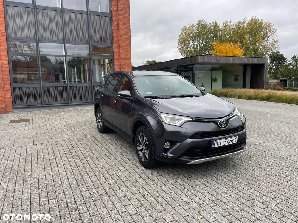 Toyota RAV4 2.0 D-4D Active 4x2 - 5