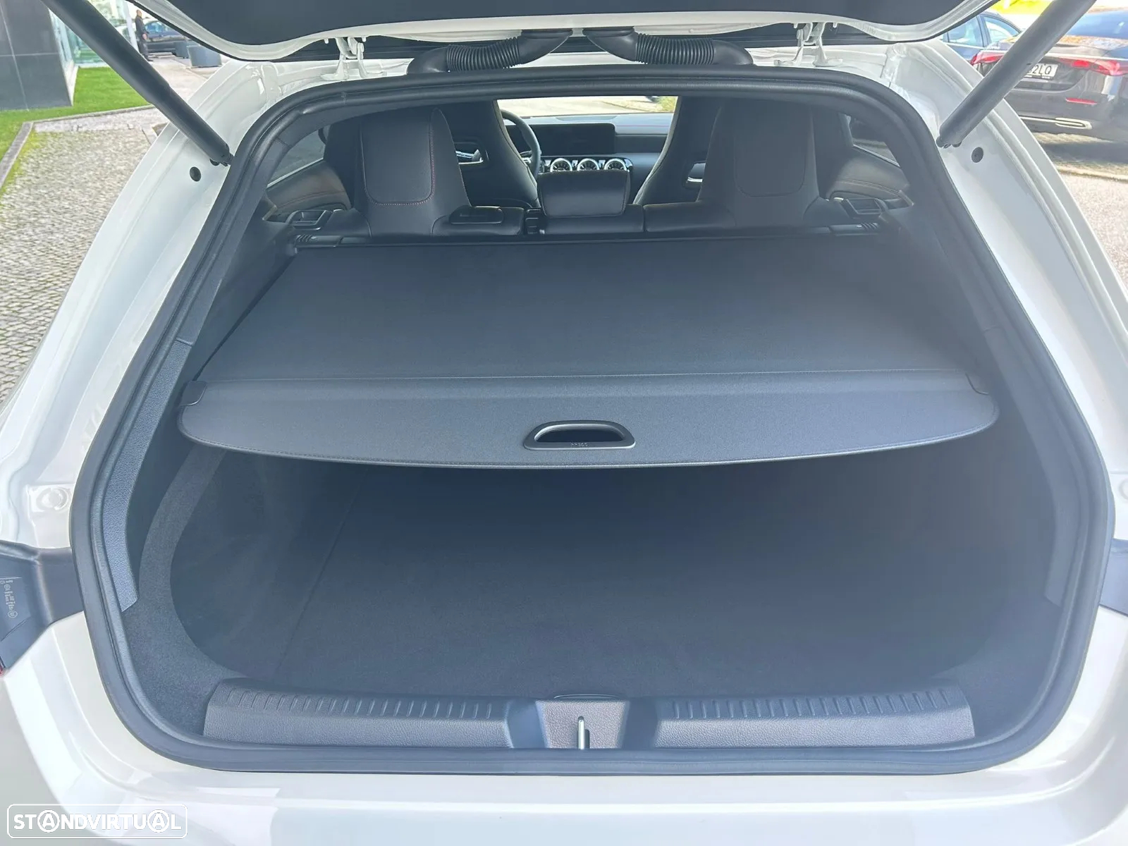 Mercedes-Benz CLA 220 d Shooting Brake AMG Line Aut. - 8