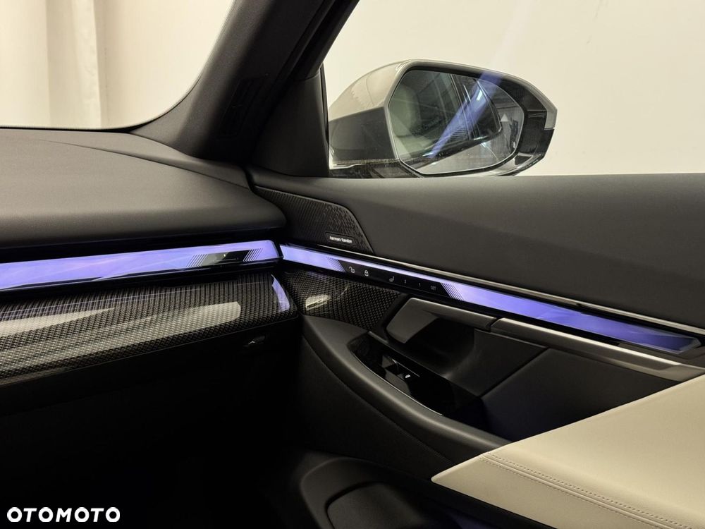 BMW Seria 5 - 30
