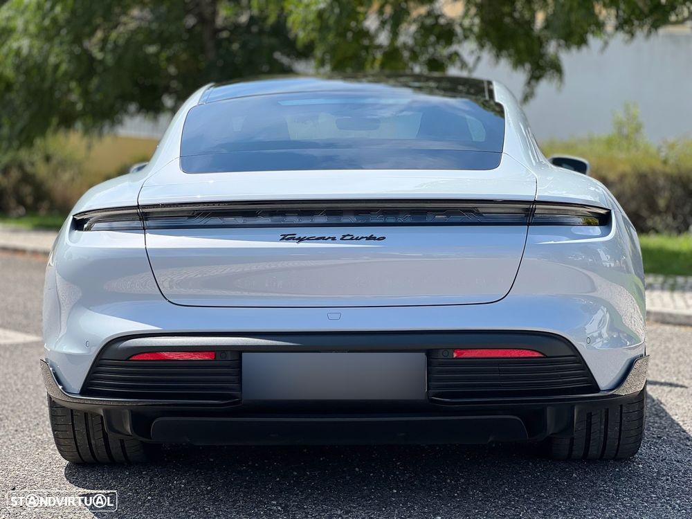 Porsche Taycan Turbo - 5