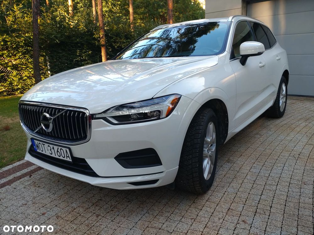 Volvo XC 60 T5 AWD Momentum - 2