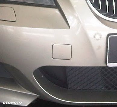 ZAŚLEPKA HAK / HOL PRZÓD BMW 5 E60 M-PAKIET KOLOR - 7