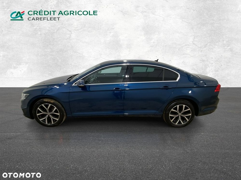 Volkswagen Passat - 9