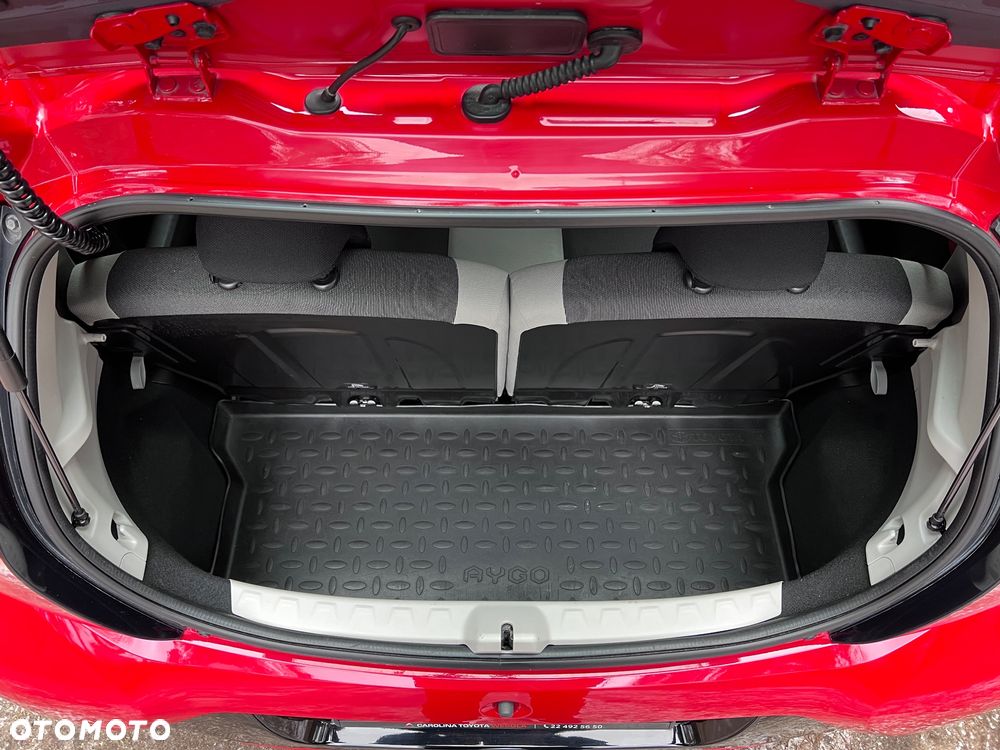 Toyota Aygo x-play - 29