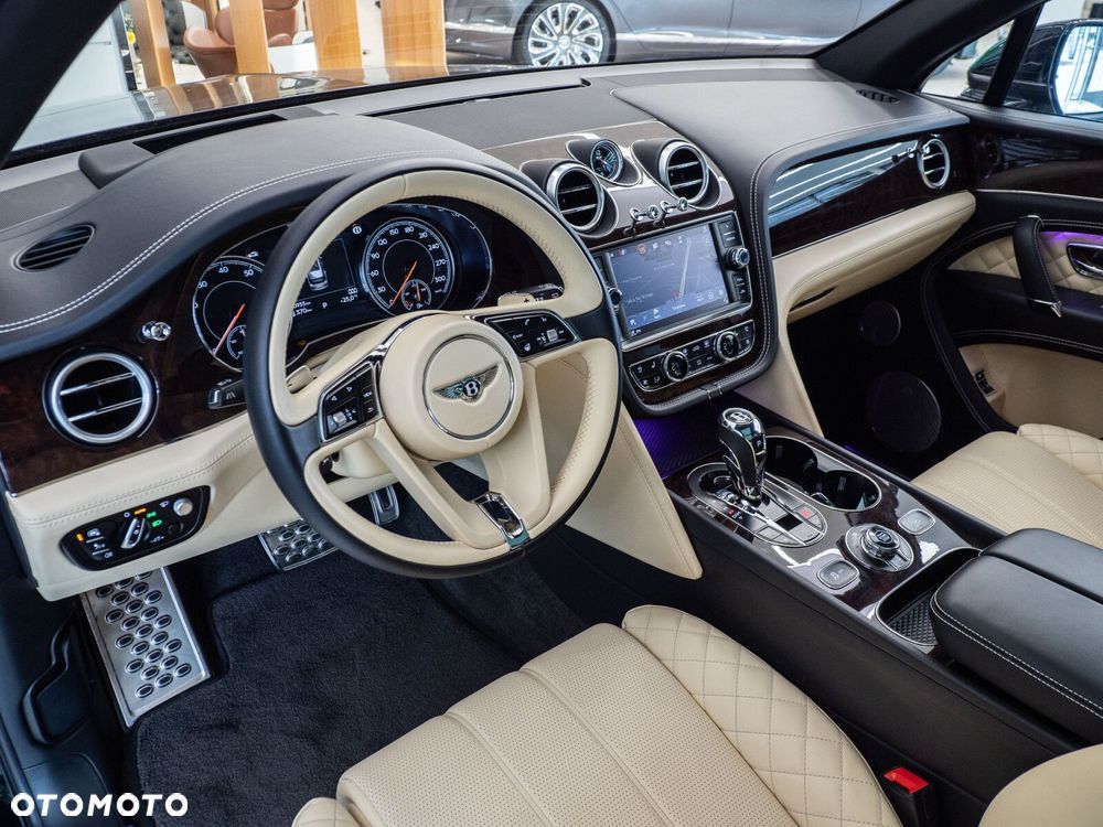 Bentley Bentayga - 8