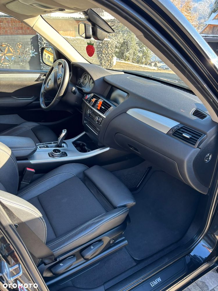BMW X3 xDrive20d - 17