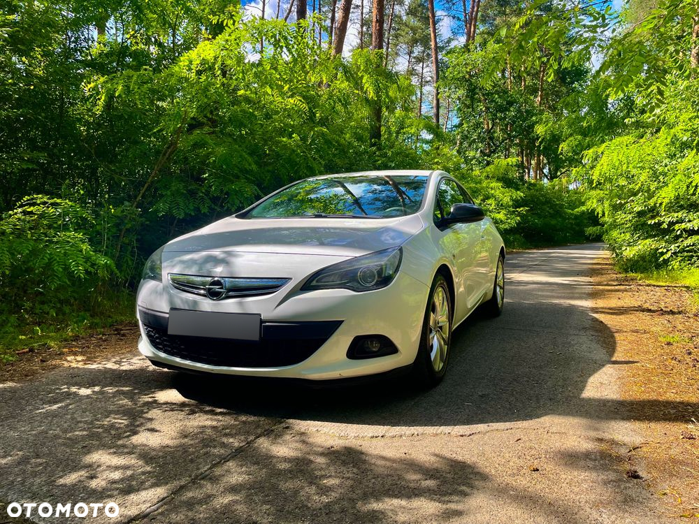 Opel Astra GTC 1.7 CDTI DPF ecoFLEX Start/Stop 107g Active - 2